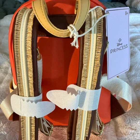 Loungefly Disney Moana Outfit Mini Backpack Brand New with Tags 🐚🐚 - Picture 11 of 15